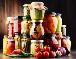 انواع ترشی و سالاد برای غذای بیرونبر