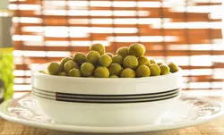 کنسرو نخود سبز دلوسه - مقدار 400 گرم