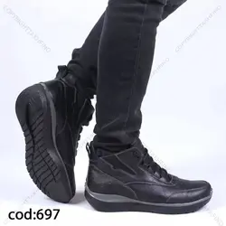 نیم بوت مشکی چرم ۶۹۷