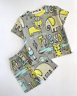 تیشرت و شلوارک