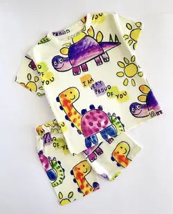 تیشرت و شلوارک