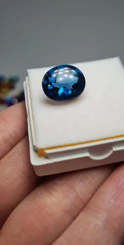 توپاز لندن تراش بافتاپ | آپ جواهر