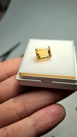 سیترین طلایی طبیعی و معدنی جواهری | آپ جواهر