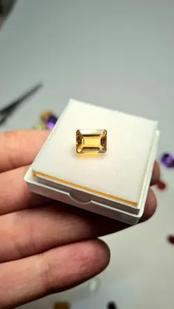 سیترین طلایی طبیعی و معدنی جواهری | آپ جواهر