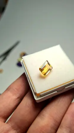 سیترین طلایی طبیعی و معدنی جواهری | آپ جواهر