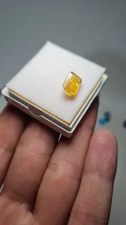 یاقوت زرد طبیعی | آپ جواهر