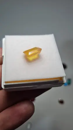 یاقوت زرد طبیعی | آپ جواهر