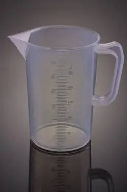 بشر 250 سی سی پلاستیکی دسته دار