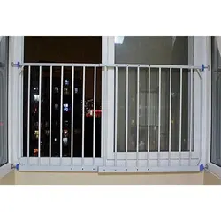 نرده محافظ پنجره کودک