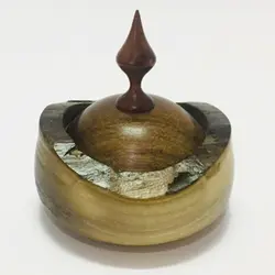 ووگاتی قوری وارمردار