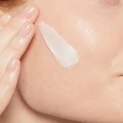 کرم مرطوب کننده چند کاره سراوی  CeraVe مناسب انواع پوست