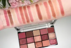 پالت سایه رولوشن ریلودد پرووکیتیو Reloaded Provocative