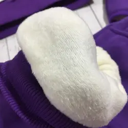 سه تیکه داخل خز دایناسور بنفش