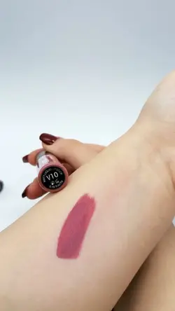 رژ لب مایع مخملی ویو  vio liquid matt lipstick