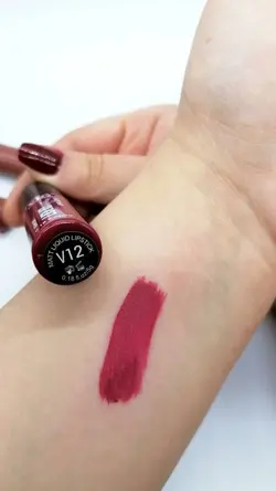 رژ لب مایع مخملی ویو  vio liquid matt lipstick