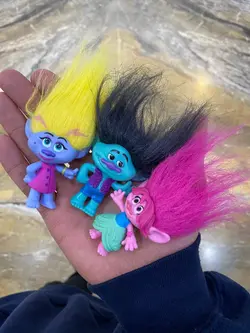 عروسک ریز غولک