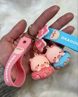 آویز و جاکلیدی خوک شیرینی