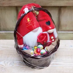 سبد گل عروسک و شکلات HiddenLove