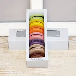 جعبه گل و شیرینی ماکارون DeepLove