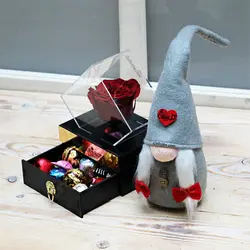 پکیج گل رز جاودان قرمز به همراه عروسک و شکلات
