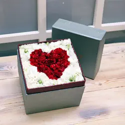جعبه گل میخک مدل قلب