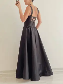 تاپ و دامن تافته مشکی‌