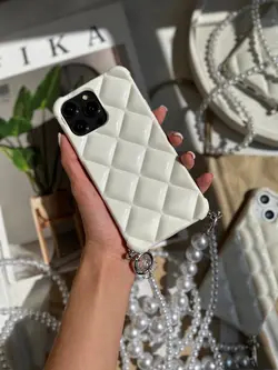 قاب آیفون لوزی با دو آویز مرواریدی بلند و کوتاه - jijstore جیج استور