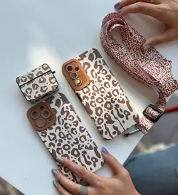 قاب پلنگی کبریتی همراه با بند ست مناسب برای آیفون و سامسونگ - jijstore جیج استور