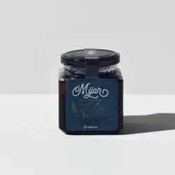 بادمجون مزه دار شده با سیر و سرکه
