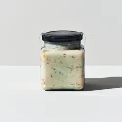 دیپ پنیر فتا و گوجه خشک