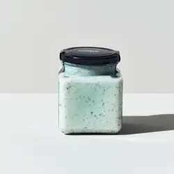 دیپ پنیر با زیتون و گردو