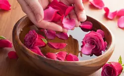 ماسک پودر پیل اف گل رز اورویال O’ROYAL