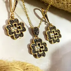 ‏‌‎نیم ست زنانه نگین دار مدل292