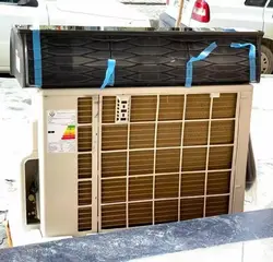 کولر گازی پنل مشکی ال جی 26 هزار ARTU-26Kساخت تایلند