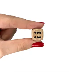 تاس چوبی
