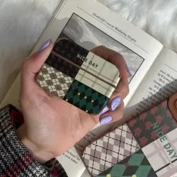 کاور ایرپاد series 3 باربری ژاکت استایل چهارخونه سبز
