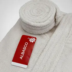 حوله پالتویی شمیم سفید