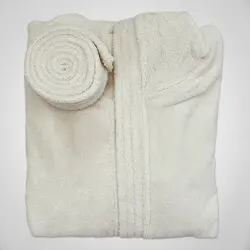 حوله پالتویی شمیم سفید