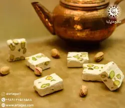 گز ۲۸ درصد پسته ای