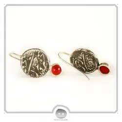 گوشواره نقره سکه با سنگ عقیق قرمز