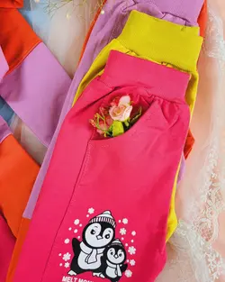 هودی و اسلش پنگوئن مامی و بچه