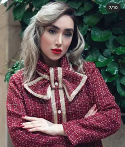 دکمه پایه دار صدفی دور طلایی