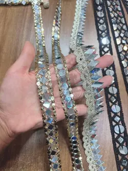 نوار آیینه دوزی شده