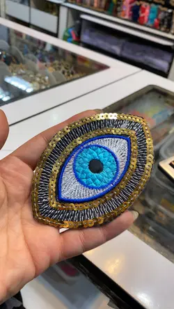 اكسسورى چشم پولكى