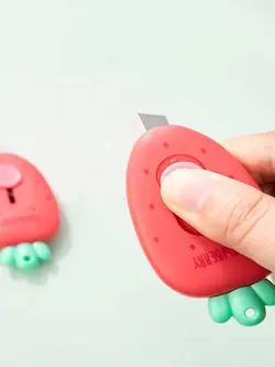 مینی کاتر طرح توت فرنگی کد YZ-1706