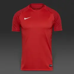 لباس فوتبال تیمی نایک تراپی 3 (قرمز) – سفارشی از اروپا