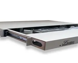 پچ پنل فیبرنوری 24 پورت fumo ریلی -W