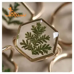 برگ مروارید(۱۰ عددی) - فروشگاه گل خشک سنجاقک