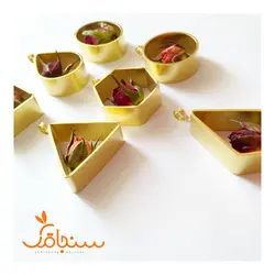 فریم گردنی بی‌کفه‌ی برنجی(عمق ۱سانت) - فروشگاه گل خشک سنجاقک