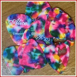 پیک گیتار آلیس